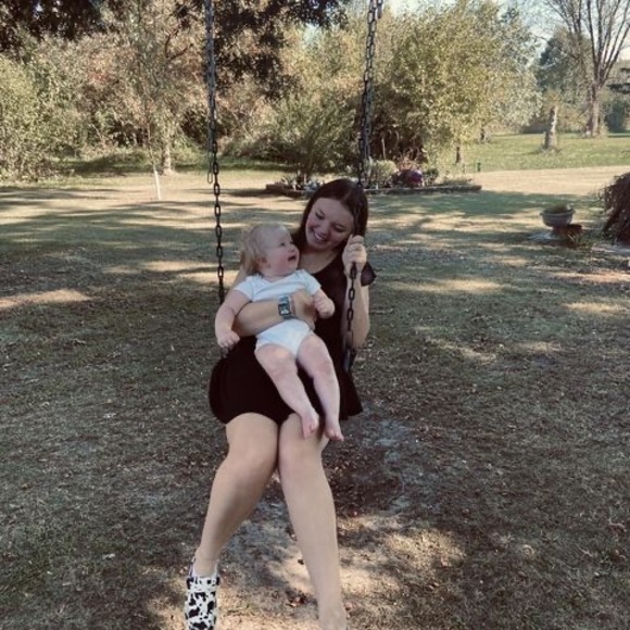 Meet your Posher, Kylee - Picture 1 of 1